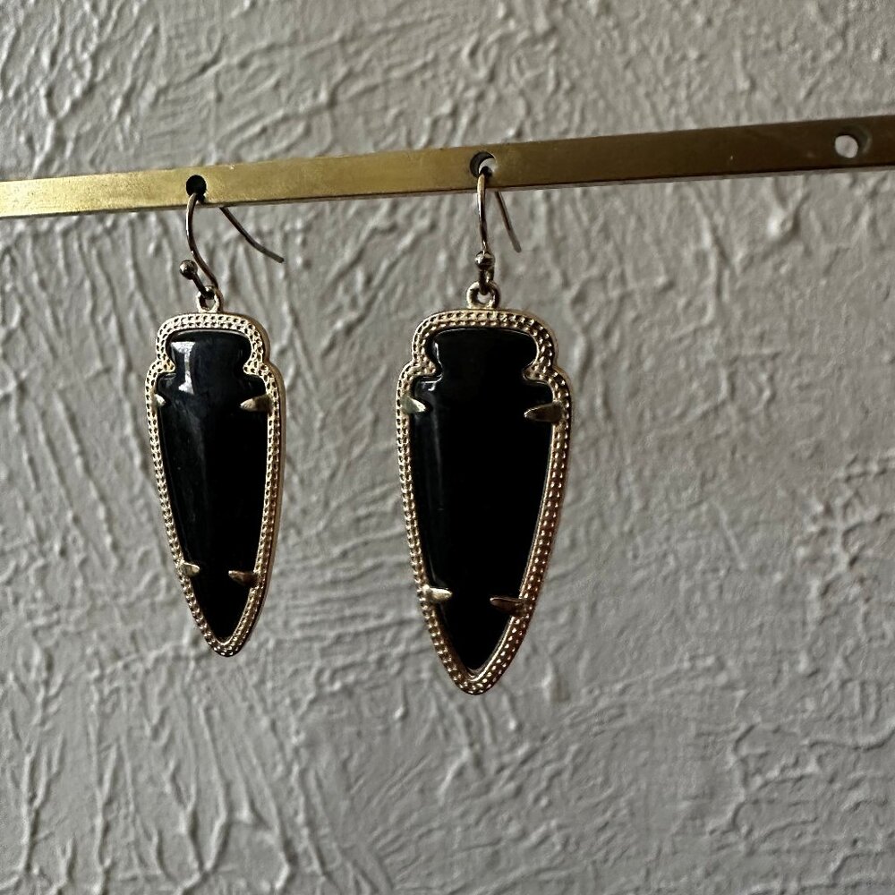 Kendra Scott Gold and Black Arrow Earrings